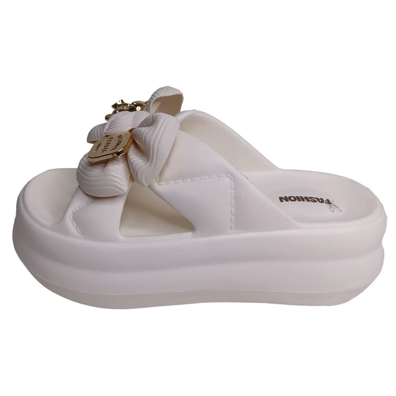 صندل زنانه لژدار برند پاپا مدل آیسان