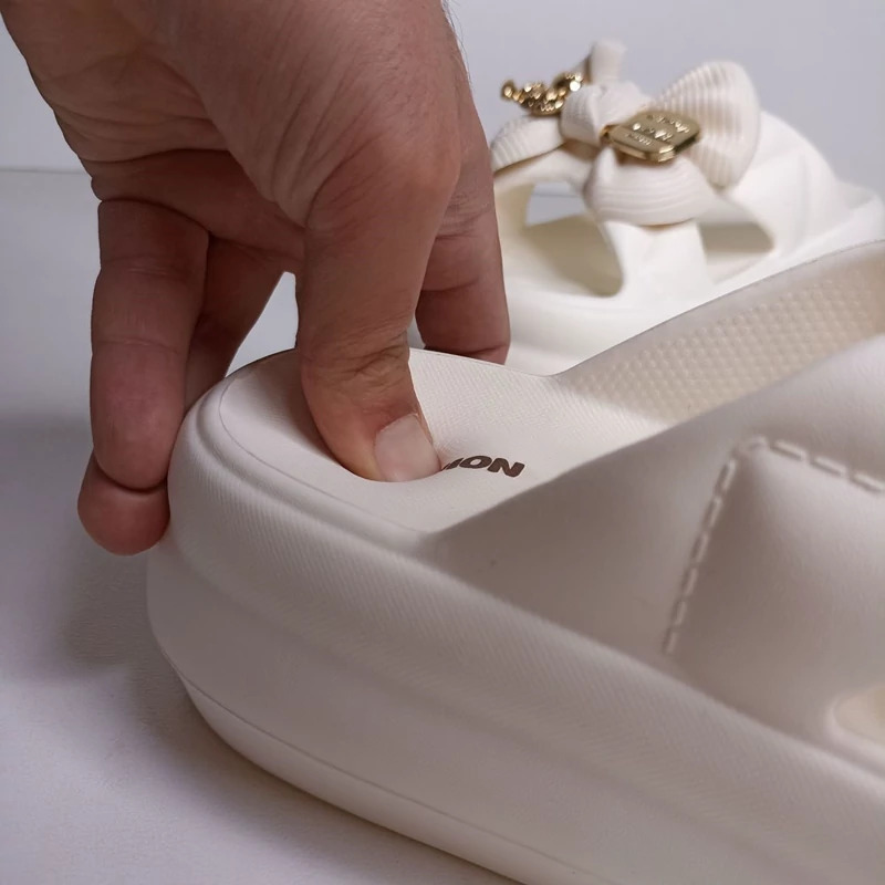 صندل زنانه لژدار برند پاپا مدل آیسان