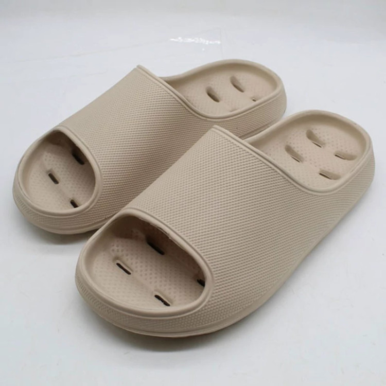 دمپایی حمام کف سوراخ مدل آرکا استخری کد 1350