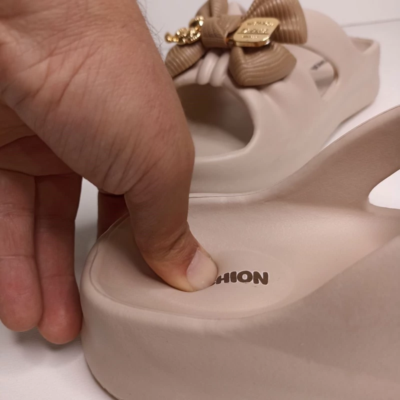 دمپایی روفرشی زنانه پاپا مدل آرامیس