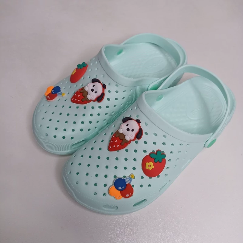 کراکس زنانه استیکردار برند آریافامیلی