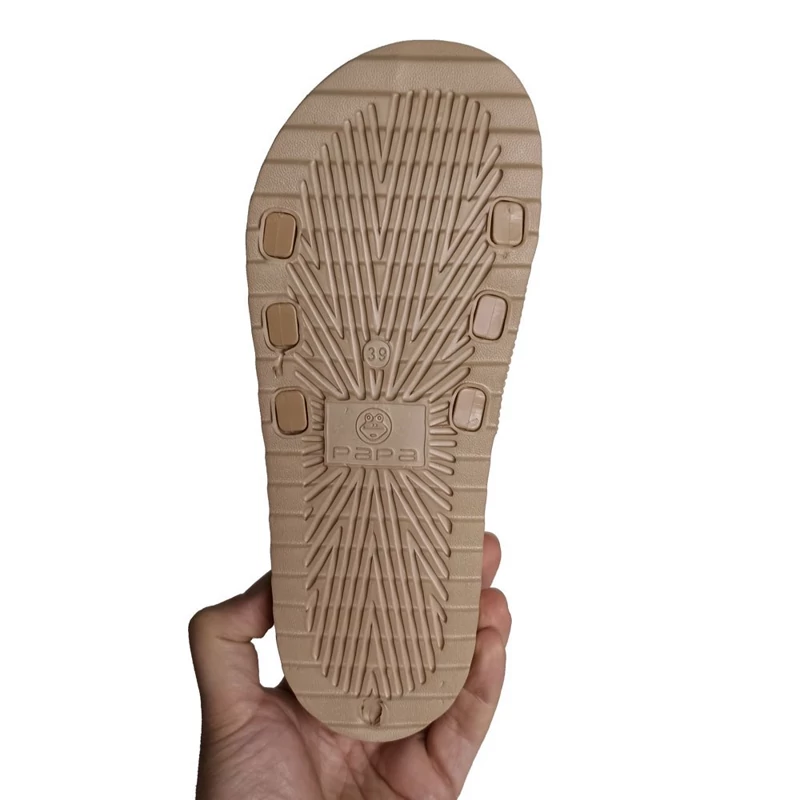 دمپایی زنانه هایلین