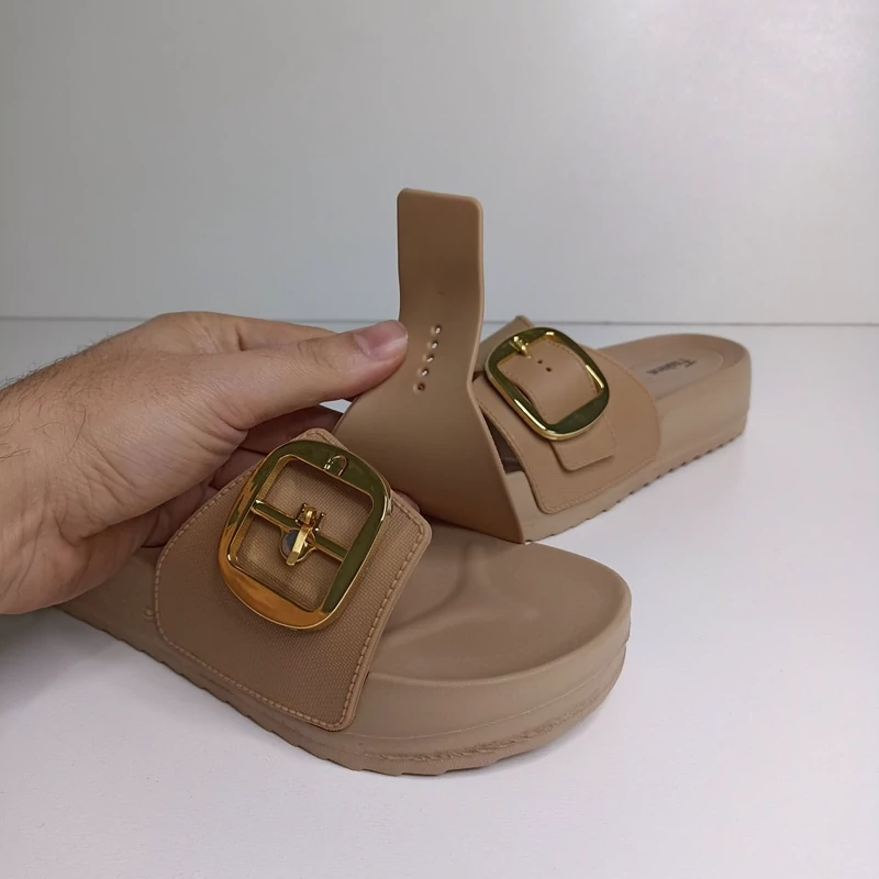 دمپایی زنانه هایلین