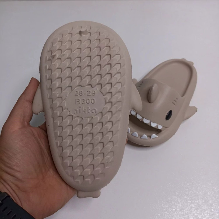 دمپایی بچگانه کوسه برند نیکتا