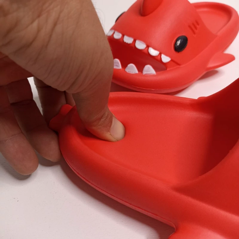 دمپایی بچگانه کوسه برند نیکتا