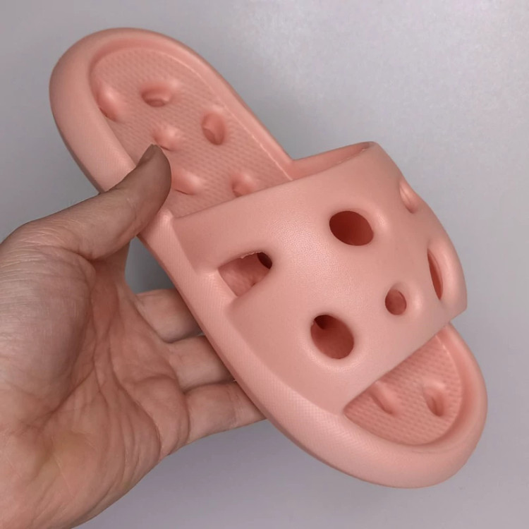 دمپایی حمام کف سوراخ زنانه مدل فانتا برند پایون