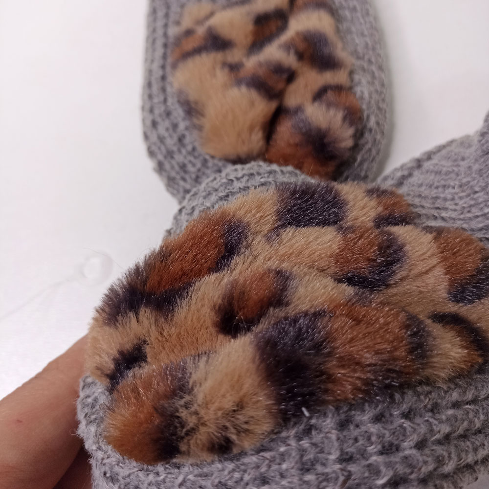 پاپوش زنانه بافتنی پولیشی طرح پلنگی کد 1297