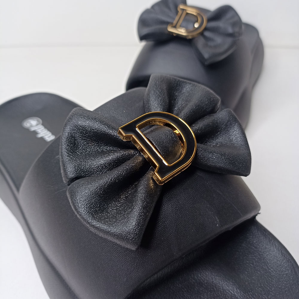 دمپایی روفرشی زنانه مدل شبنم برند پاپا کد 1672