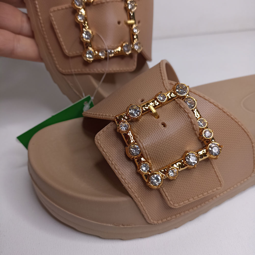 دمپایی زنانه هلن پاپا مشکی