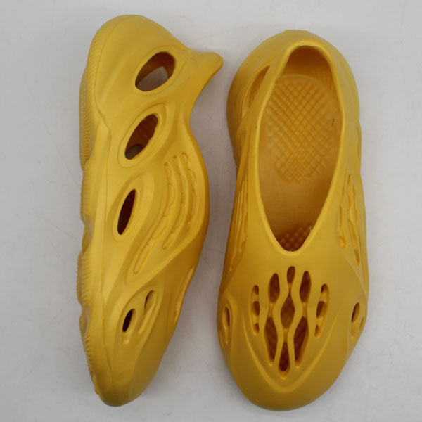 کفش ساحلی زنانه پاپا مدل یزی فوم فضایی کد 1399